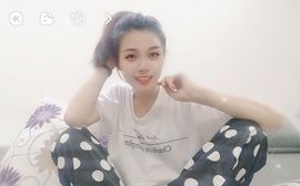 现实✔差距主播照片