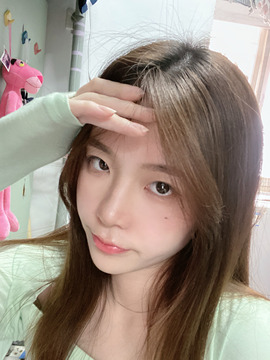 小饼干努力呀主播照片