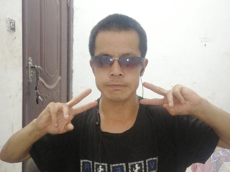 《滷馨え圝邏》的主播海报