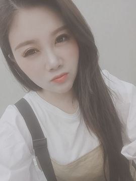吴小优主播照片