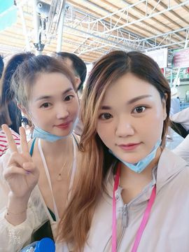 千秋雪yiliya主播照片