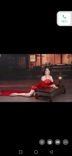 冰雪一佳音主播照片