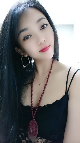 疯狂的药药宝贝主播照片