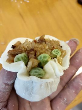 素雅依依暂休主播照片