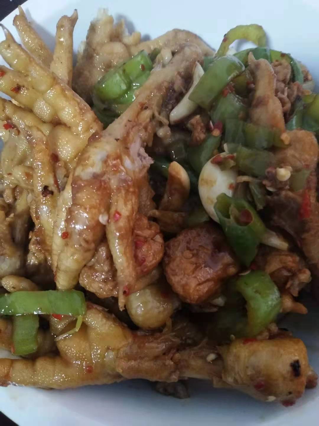 挖宝的山匪﹏占戈的主播照片