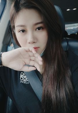 吴小优主播照片