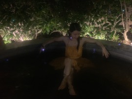 柳儿加油鸭主播照片