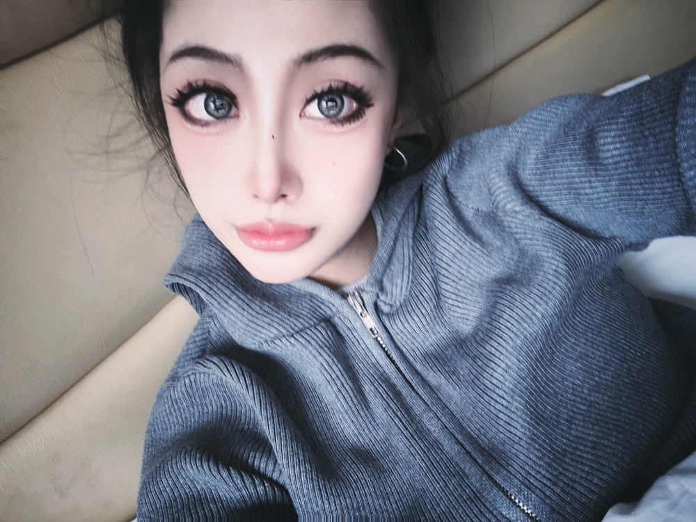 大哥彤的主播照片