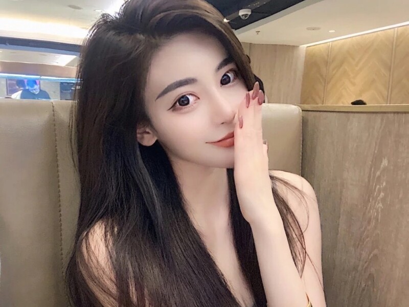 小嘉文西西的主播海报