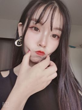 小幸运baby主播照片