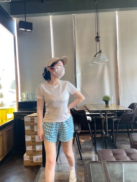 温幼安主播照片