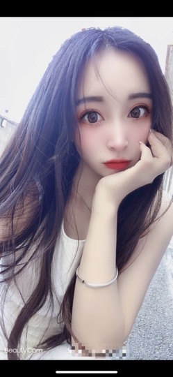 小玲宝🧸安静唱歌主播照片
