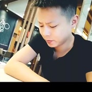 主动出击！海报
