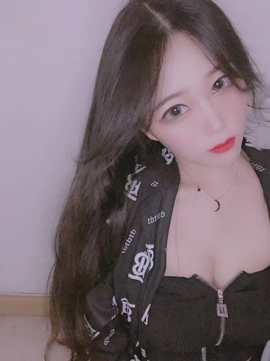 ←═╬∞鍾情於祂℡的图片