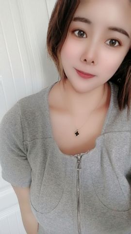 你的亮晶晶主播照片