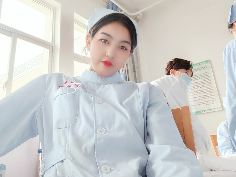 可可🧚🧚的主播海报
