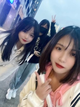 小崽崽zy主播照片