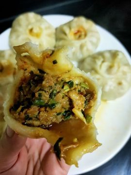 素雅依依暂休主播照片