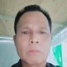 何钩业海报