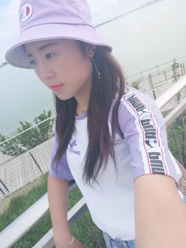 🐯双双🍀主播照片