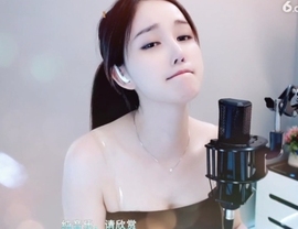 恋歌灬l一份童心主播照片