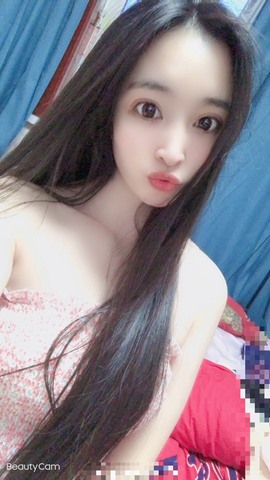 小玲宝🧸安静唱歌主播照片