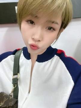 可可可可休息主播照片