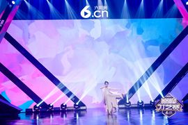 一字马~依棠主播照片