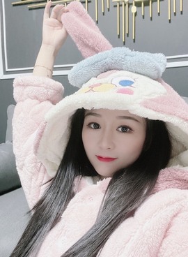 柒七休主播照片
