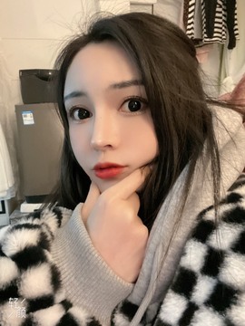 娜塔莎退主播照片