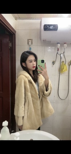 小闹退了主播照片
