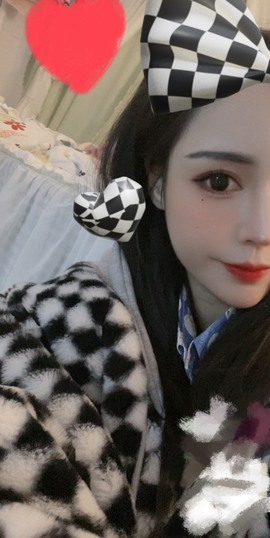 娜塔莎退主播照片