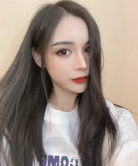 娜塔莎退主播照片