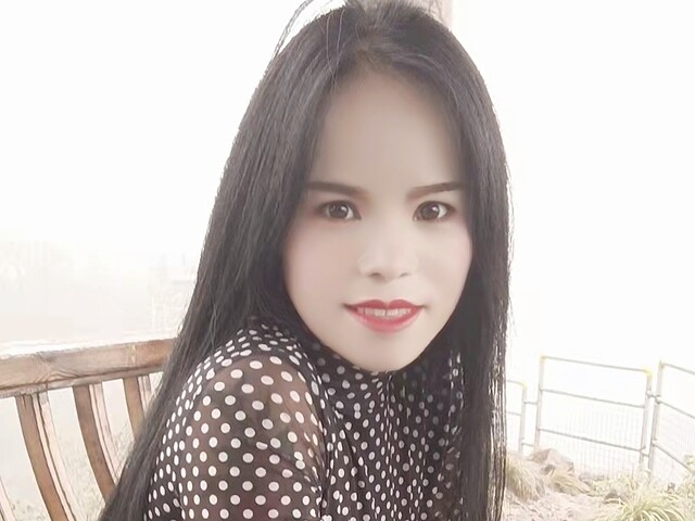 温柔的笑容海报