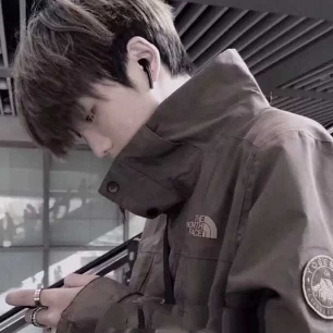 悦悦的小迷弟的主播照片