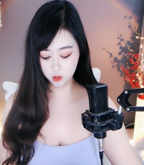 我离你其实很近的主播照片