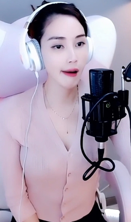 水母好美主播照片