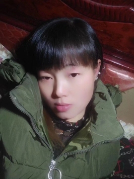 晓华，10.15主播照片