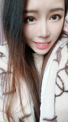 依芝の心里苦主播照片