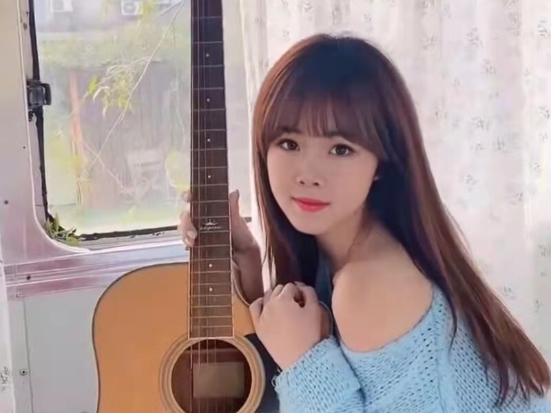 六六ღ的主播海报