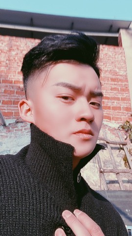 安文祥、主播照片