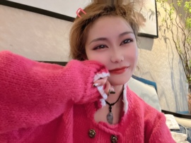 周赛赛.主播照片