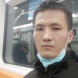 （静静听歌）的图片