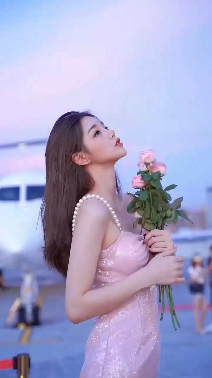 小小过的是啥日子主播图片