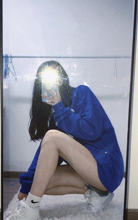 呃呃呃呃，主播照片