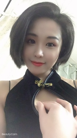 茶茶幸运星主播照片
