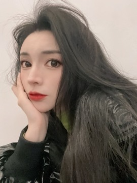 娜塔莎退主播照片