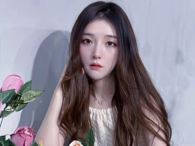 小面包🌰的主播海报