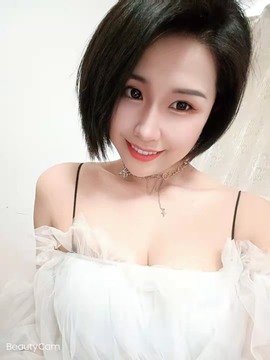 茶茶幸运星主播照片