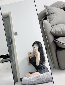 是你的七七呀主播照片